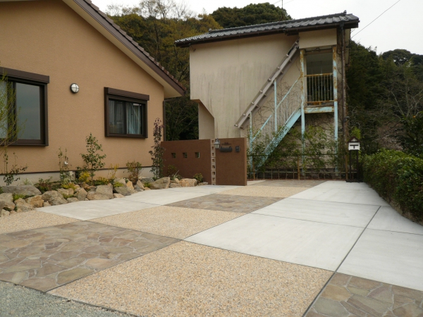 和洋折衷 株式会社千年翠 せんねんのみどり ガーデンプラット