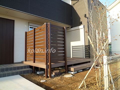 目隠しのあるデッキ Kプランオフィス ガーデンプラット