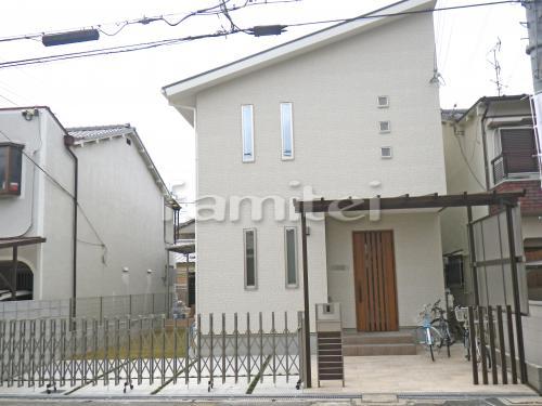 木製調テラス屋根で玄関周りがモダンな雰囲気へ 門真市 ファミリー庭園株式会社 大阪店 ガーデンプラット 木製調テラス屋根で玄関周りがモダンな雰囲気へ 門真市 ファミリー庭園株式会社 大阪店 ガーデンプラット