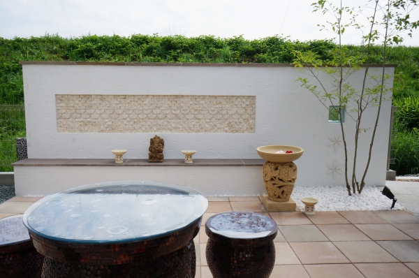 和モダンエクステリアとバリ風ガーデン ワン ガーデン 有限会社東海エクステリア ガーデンプラット