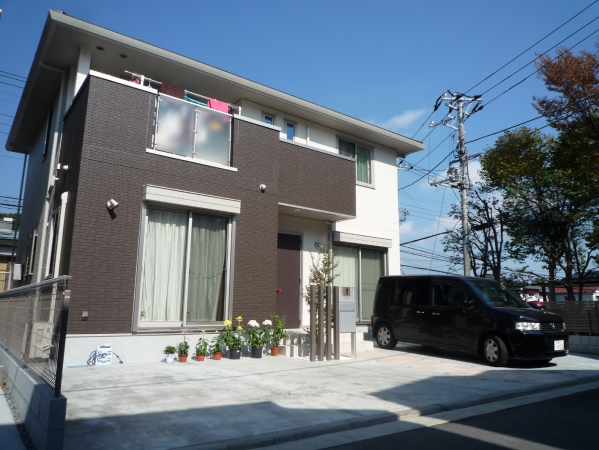 車2台をラクラク止められるオープン外構 ガーデンコンシェルジュ株式会社 ガーデンプラット