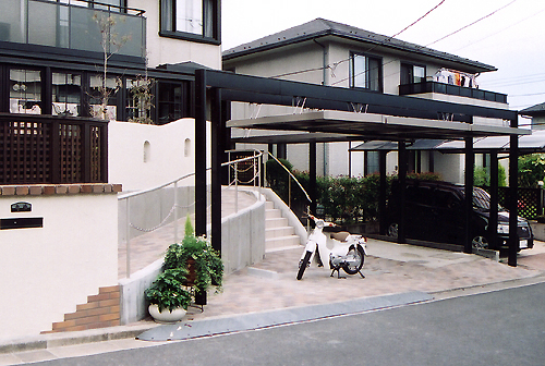 門周り 駐車場 スロープ 階段のある外構 株式会社グリーン開発 ガーデンプラット 門周り 駐車場 スロープ 階段のある外構 株式会社グリーン開発 ガーデンプラット
