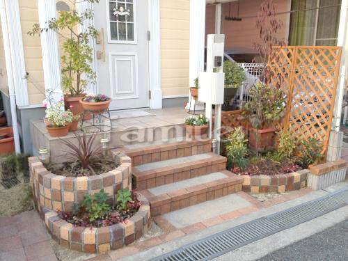 沢山の緑を身近に感じられる玄関まわりへリフォーム 泉大津市 ファミリー庭園株式会社 南大阪店 ガーデンプラット 沢山の緑を身近に感じられる玄関まわりへリフォーム 泉大津市 ファミリー庭園株式会社 南大阪店 ガーデンプラット