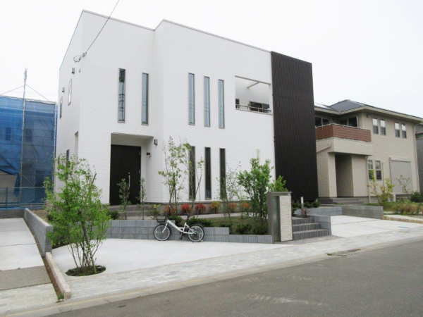 外構工事が植栽でとても素敵になりました 株式会社外構屋社中 ガーデンプラット