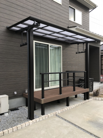 建物を傷つけない独立テラス ジョイフルガーデン ガーデンプラット