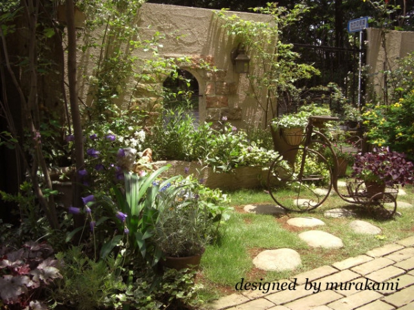 002素材に一つ一つこだわったアンティークガーデン 株式会社クローバーガーデン ガーデンプラット