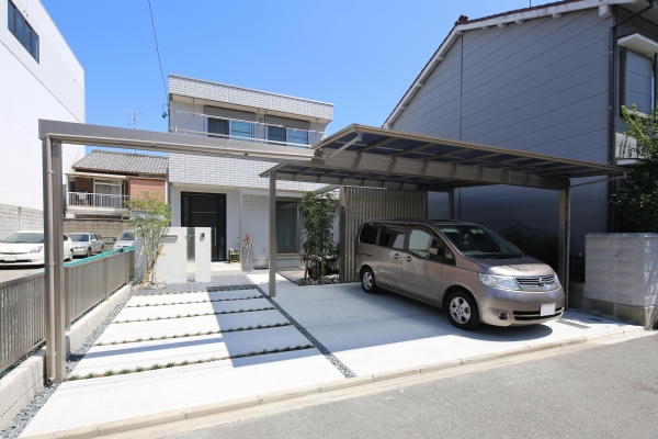 自転車置き場のあるオープン外構 D S Casa ディーズカーサ D S Garden ディーズガーデン ガーデンプラット 自転車置き場のあるオープン外構 D S Casa ディーズカーサ D S Garden ディーズガーデン ガーデンプラット